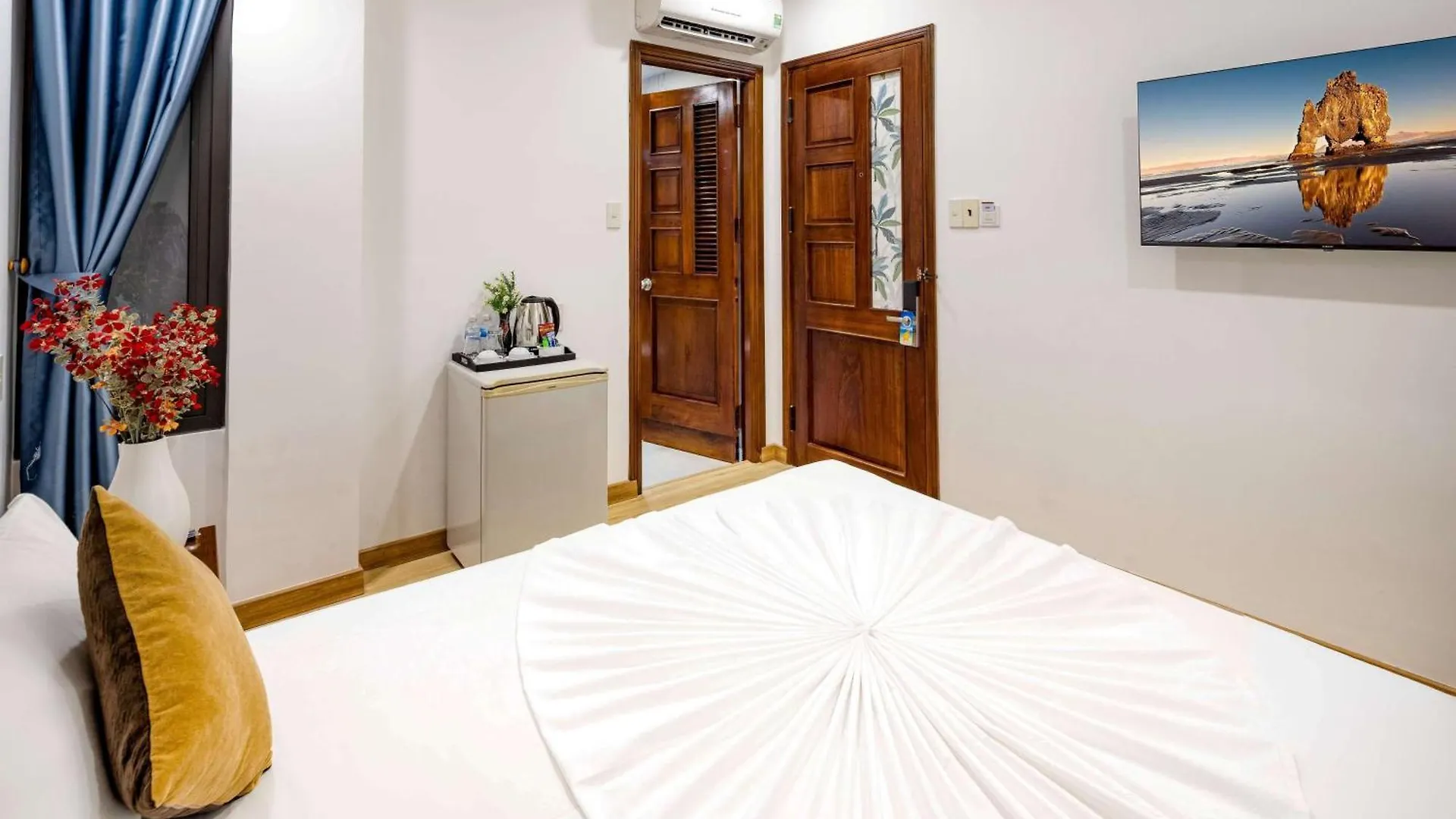 The Summer Hotel Nha Trang