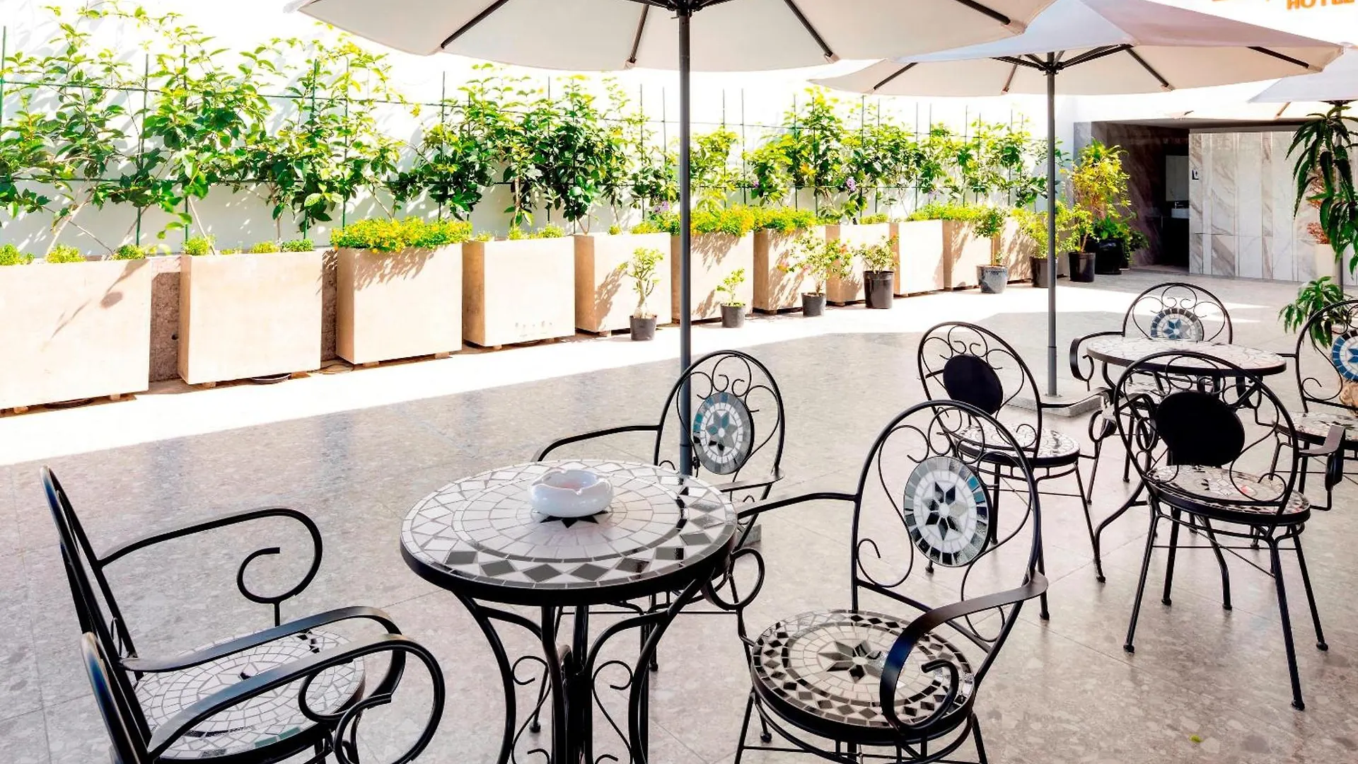 The Summer Hotel Nha Trang 4*,  Wietnam